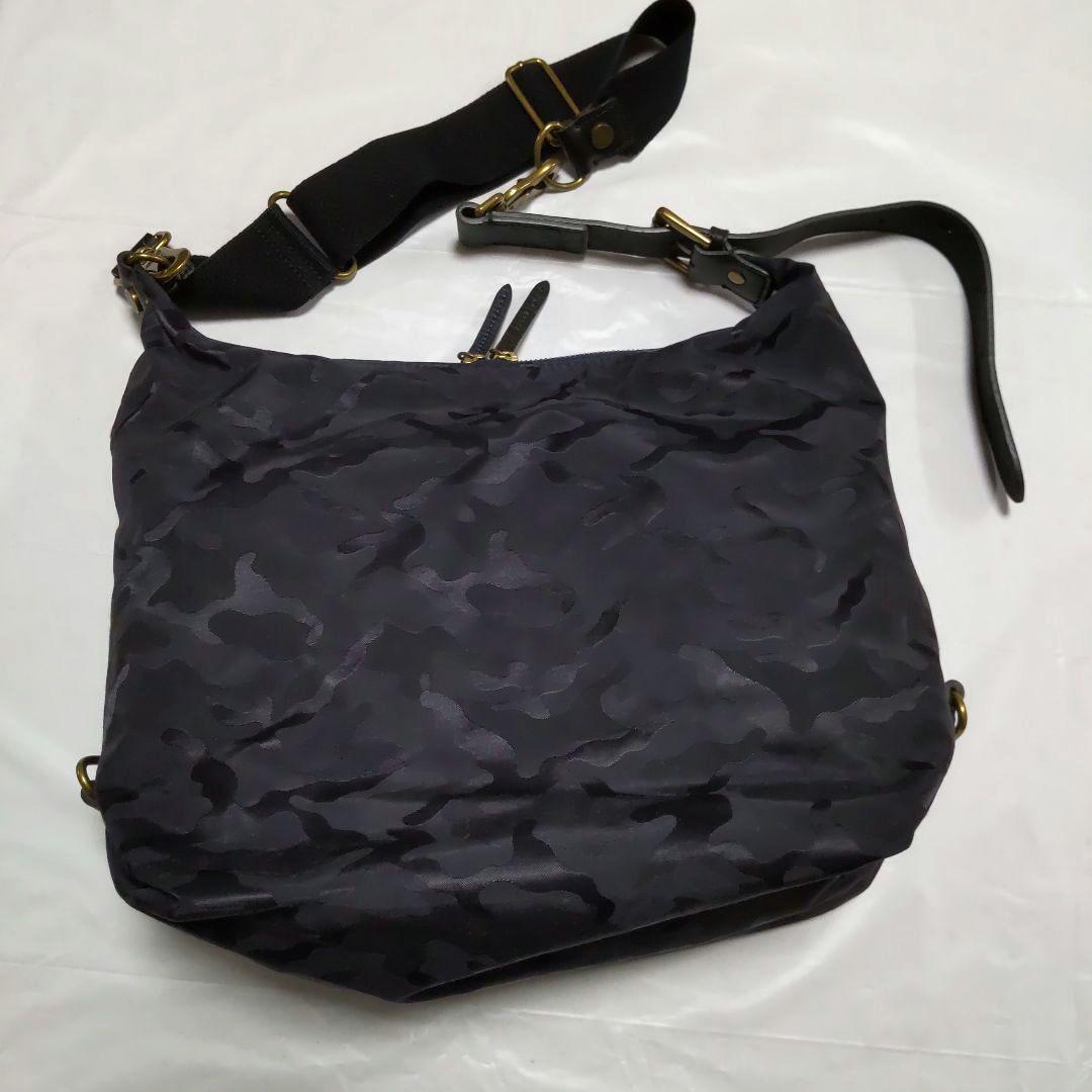 ミレスト MILESTO 迷彩柄 斜め掛けバッグ ネイビー 熟れ感 メンズ感