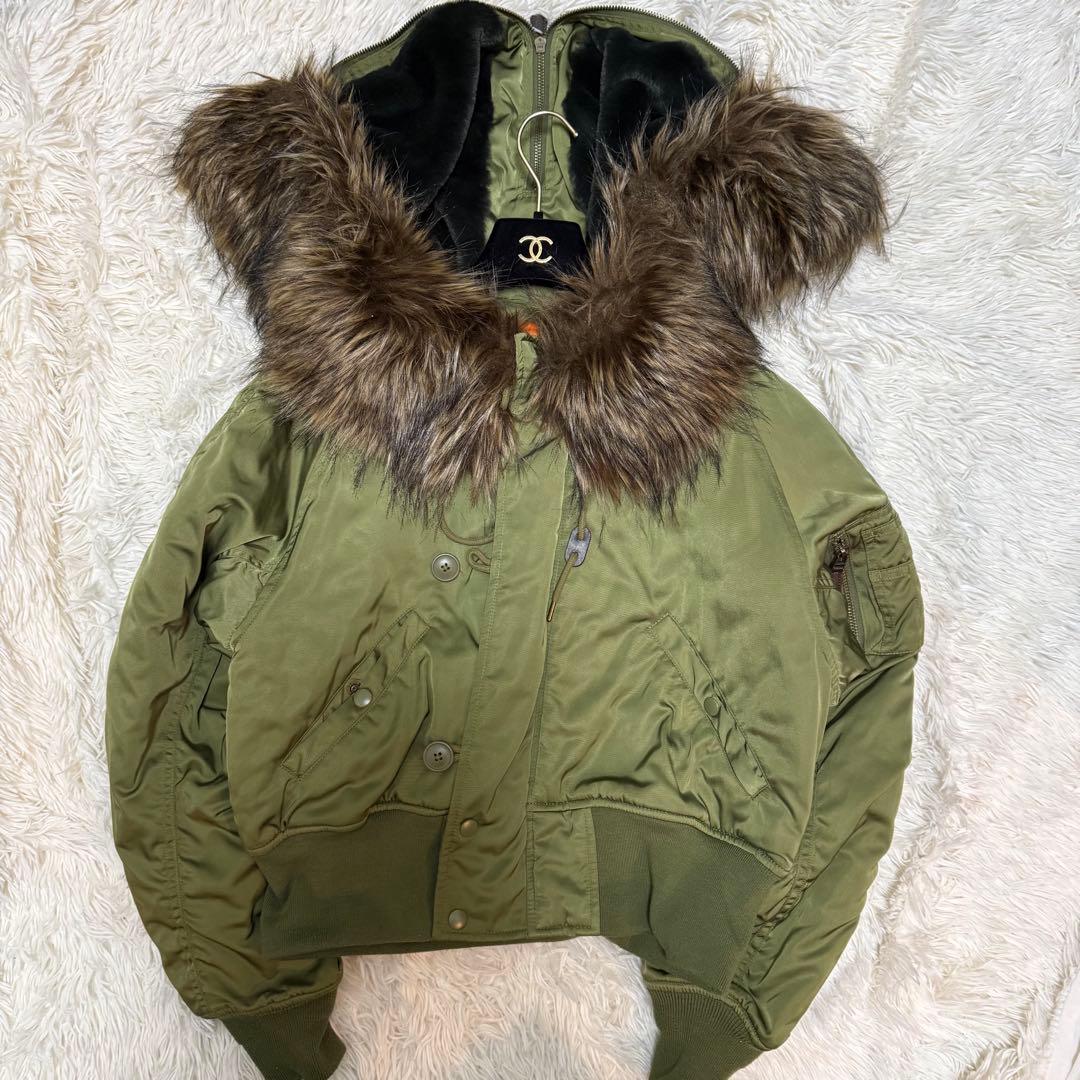 AZUL by moussy N-2B フライトジャケット 短丈 y2k 00s AZUL by MOUSSY N-2B フライトジャケット 短丈 ショート丈 ボンバー