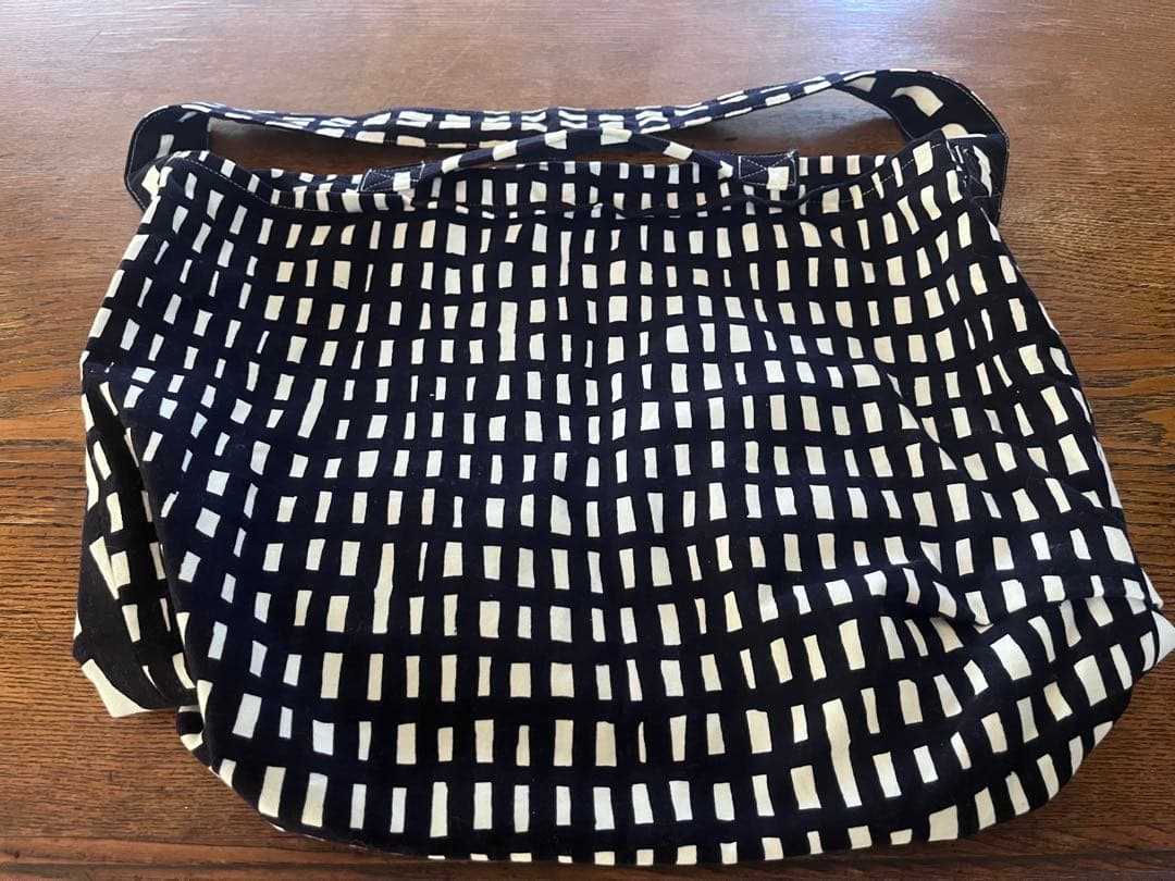 レア✨mina sora check body bag 大