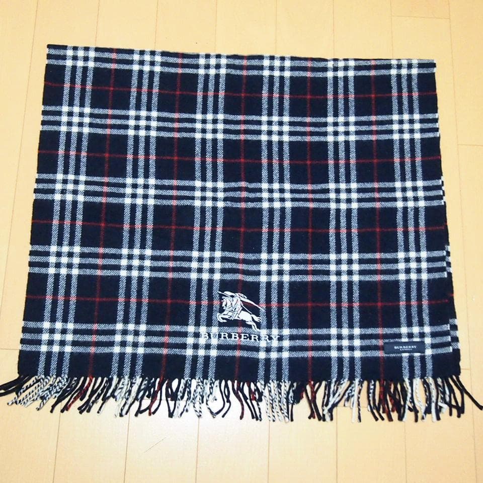 Burberry バーバリー ひざ掛け ウール100％ 65×120cm - メルカリ