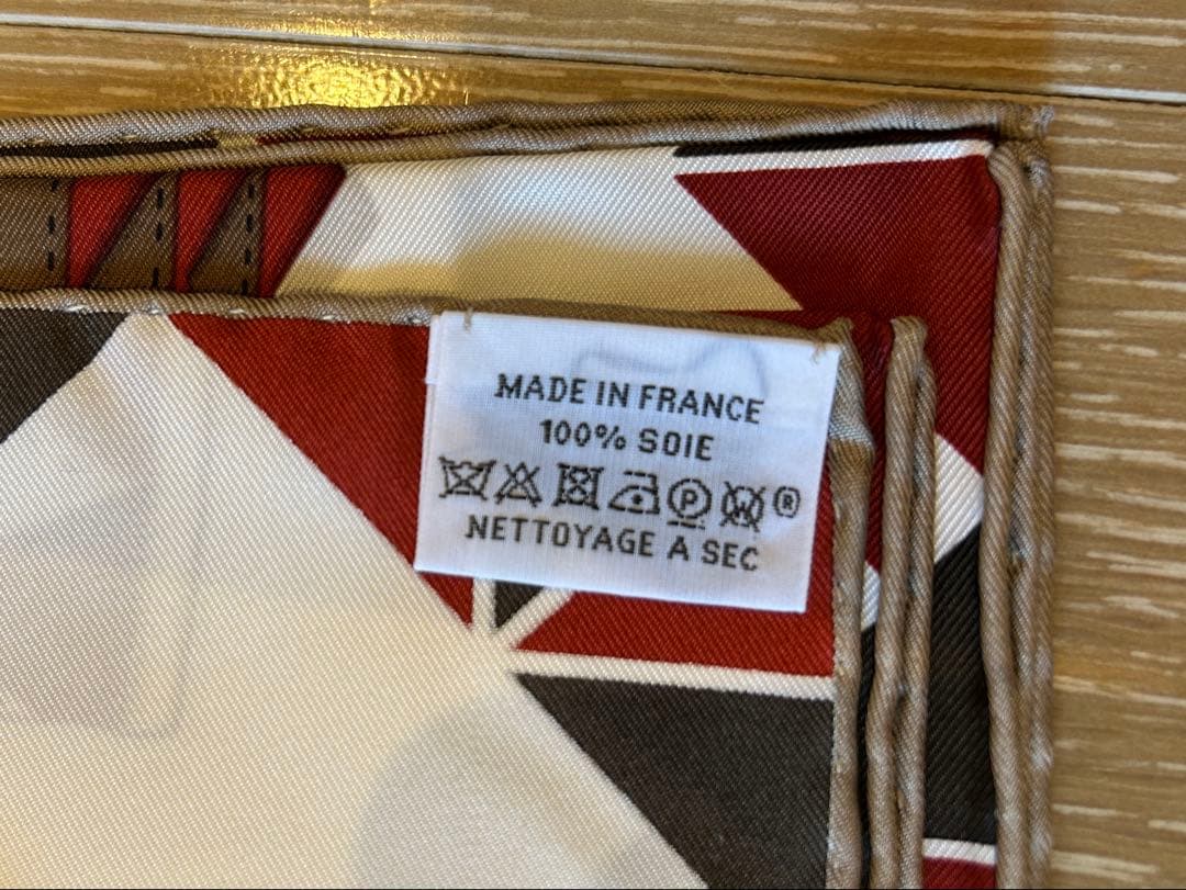 【美品】エルメス　カレ 90 《手袋の時計》