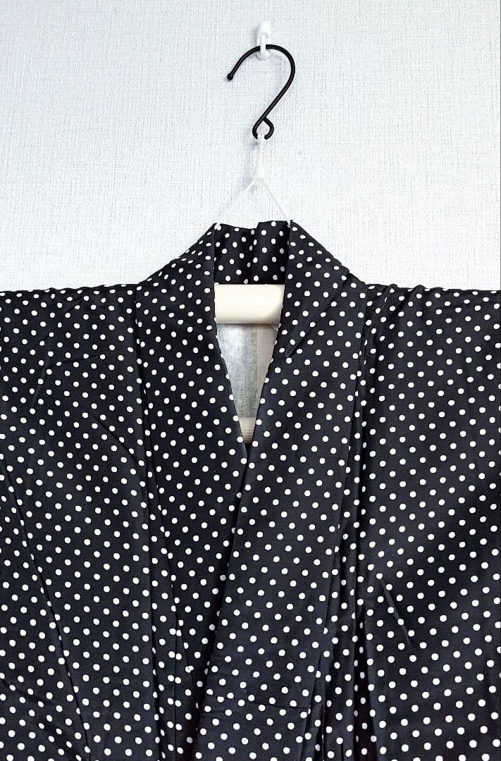 小紋着物白黒色ドット柄袷せきものホワイトモノトーンブラック水玉模様