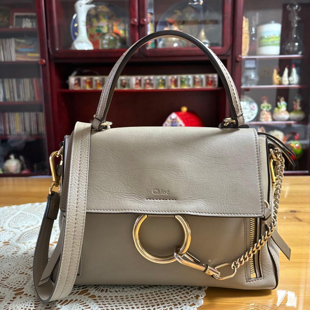 【美品】クロエ chloe faye フェイデイ ショルダーバッグ　2 way Chloe（クロエ） ショルダーバッグ 2WAY FAYE フェイ レディース