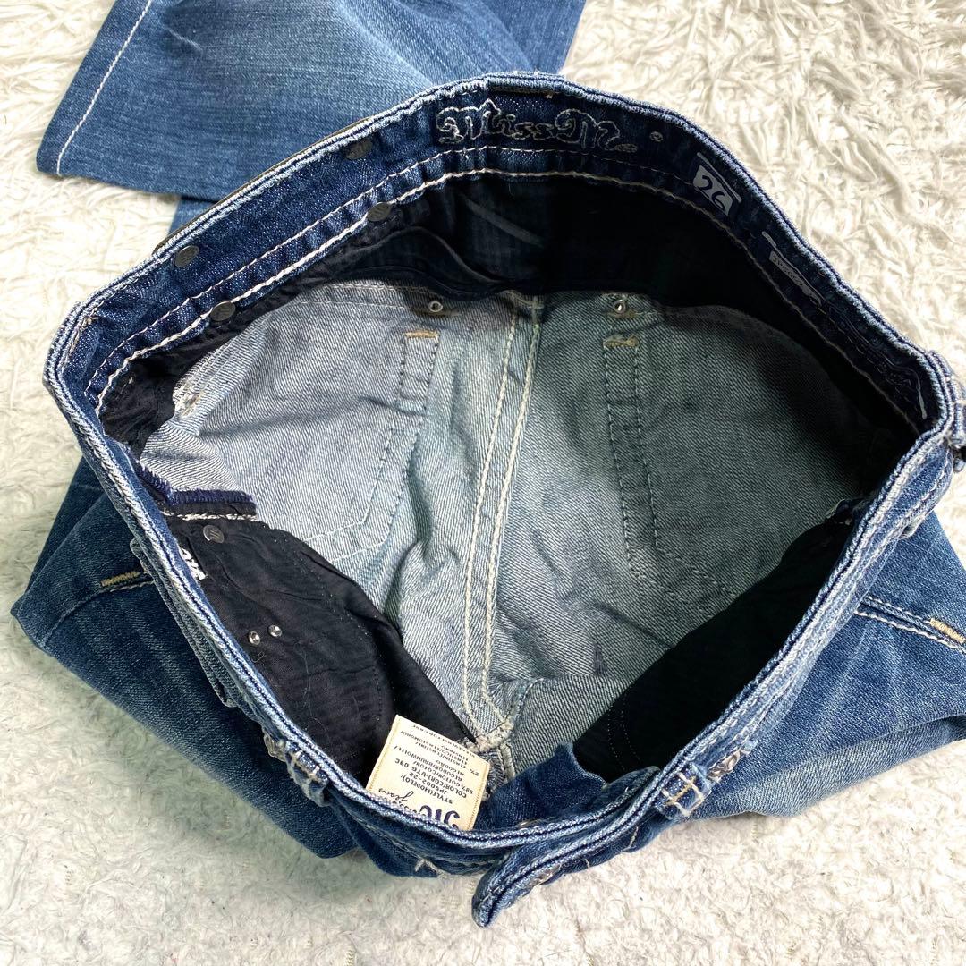 良品✨Miss me デニム フレア スタッズ JP5002 26 ビジュー - メルカリ