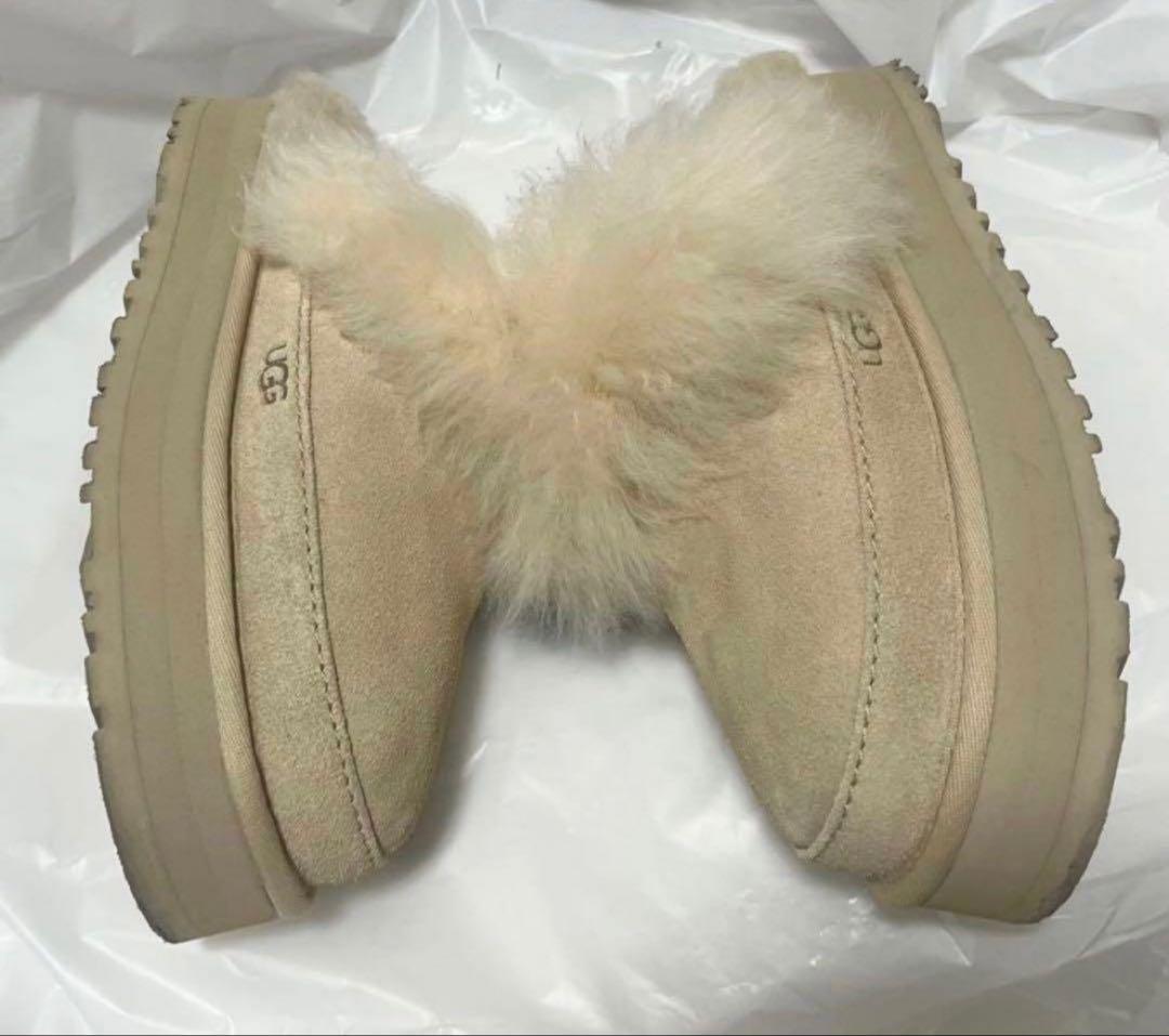 UGG ファー ディスケット サンダル ベージュ サンド 厚底23cm - メルカリ