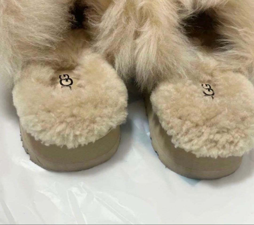 UGG ファー ディスケット サンダル ベージュ サンド 厚底23cm - メルカリ