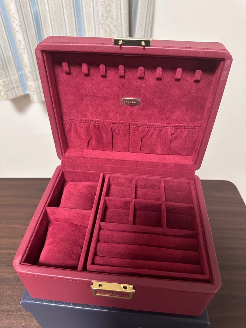 未使用品 agete アガット ジュエリーボックス レッド 外箱付き