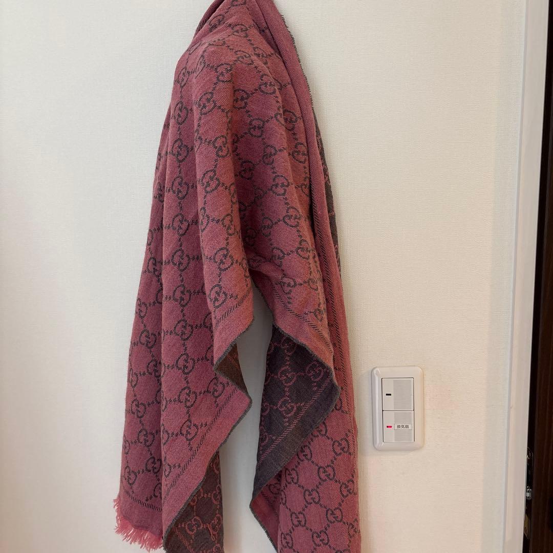 GUCCI GGロゴ ピンク ストール - メルカリ
