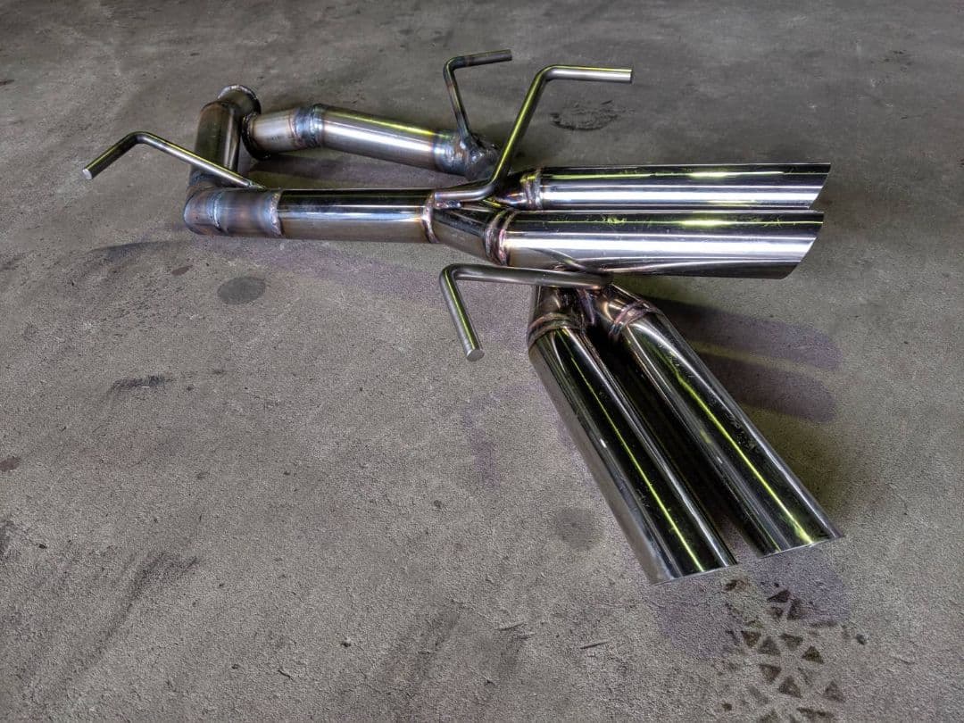 V36スカイラインセダン！オリジナルストレートマフラー！4本出し！ V36/PV36/KV36スカイライン◇オーバル4本出しマフラー : オンライン