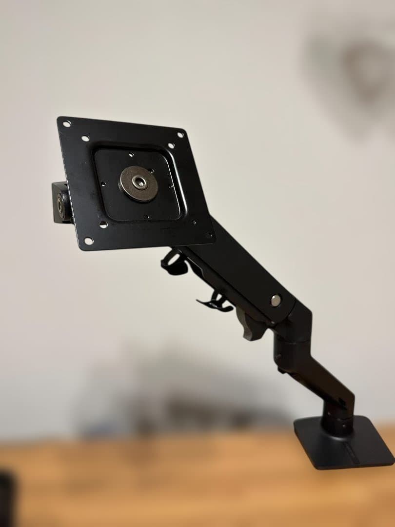 美品　エルゴトロン HX デスクモニターアーム マットブラック エルゴトロン（ergotron） HX デスク モニターアーム マットブラック＋