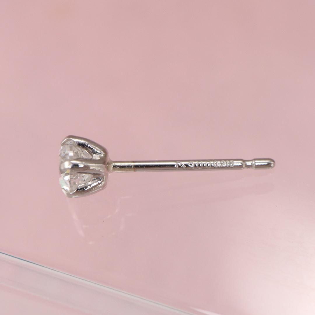 プラチナ　ダイヤモンド0.213ct 0.222ct EカラーSI2ピアス