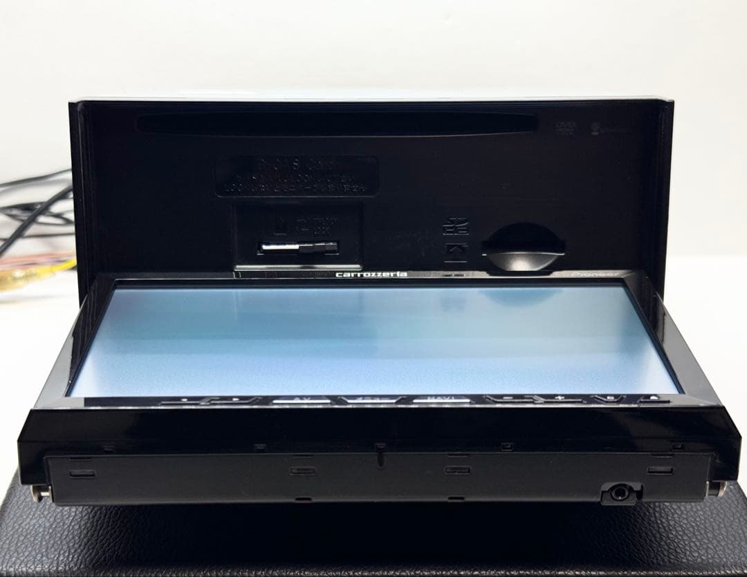 タッチパネル新品 付属品多数 AVIC-ZH99 新品ファン 2012年地図 - メルカリ