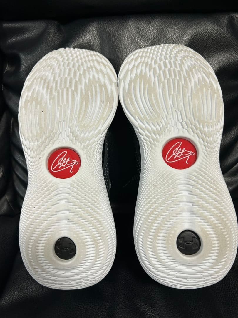 【美品】UNDER ARMOUR CURRY11 28.5cm