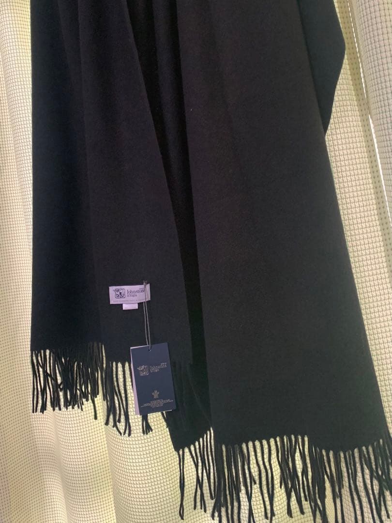 今人気ジョンストンズカシミヤ100%大判ストール ブラック末使用 - メルカリ