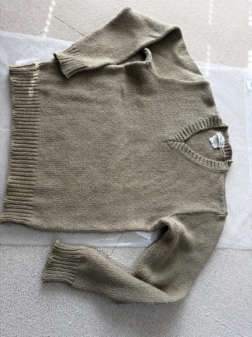 Vネックニット / agnes b homme - メルカリ