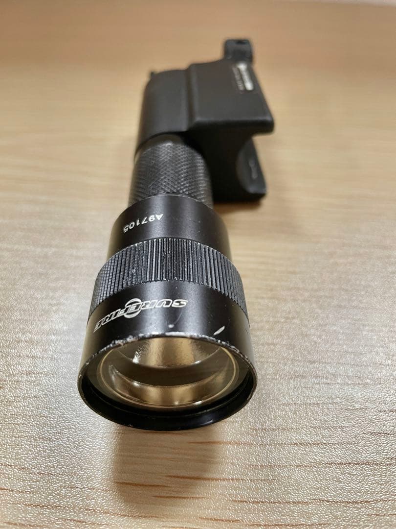 超値下！レーザープロダクツ（シュアファイア）ウェポンライト610R