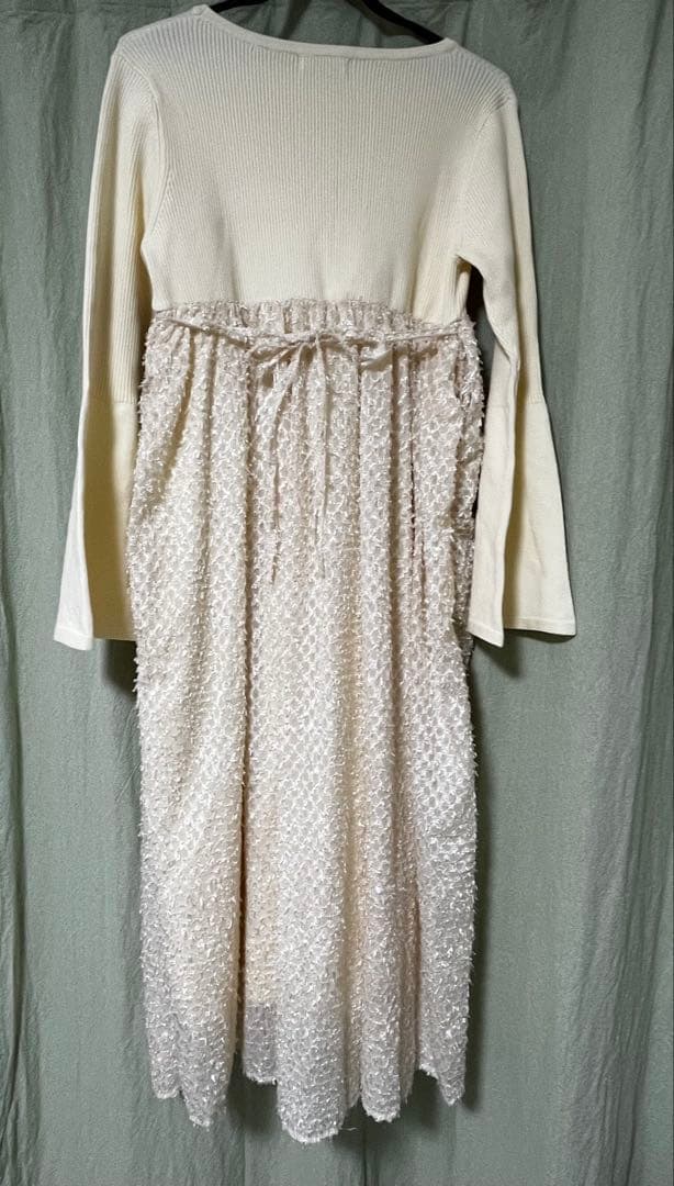 新品未使用】honono ニットドッキングフェザー ワンピース アイボリー
