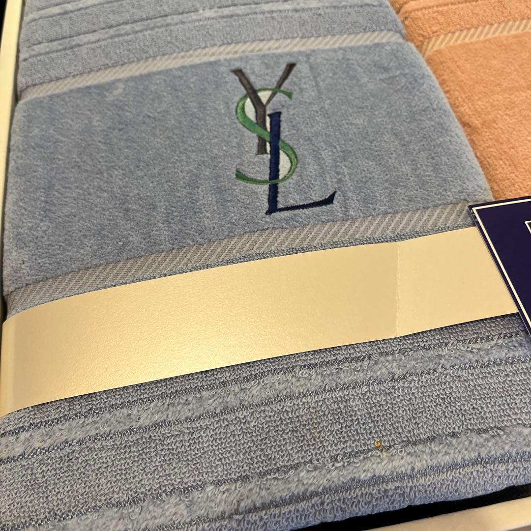 Yves Saint Laurent タオルセット 青 ピンク2枚セット - メルカリ
