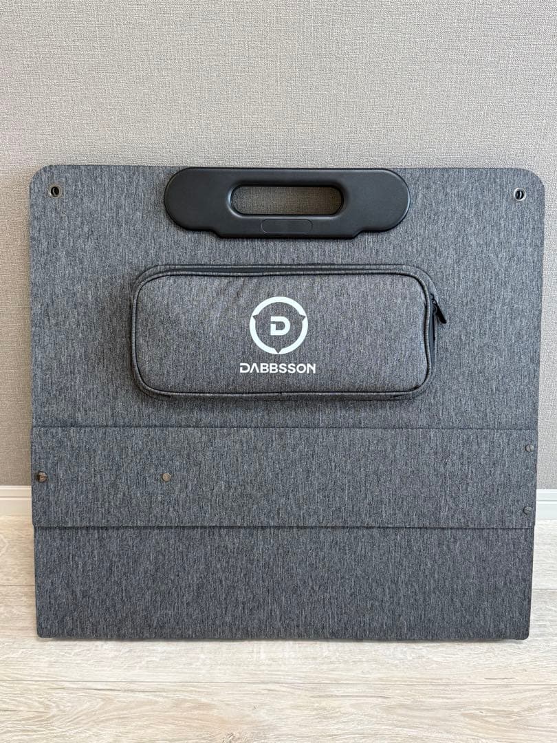 【人気】Dabbsson 210Wソーラーパネル 【新品未使用品】接続ケーブル付 Dabbsson 210W ソーラーパネル｜高変換率%・防水＆軽量設計 ダブソン