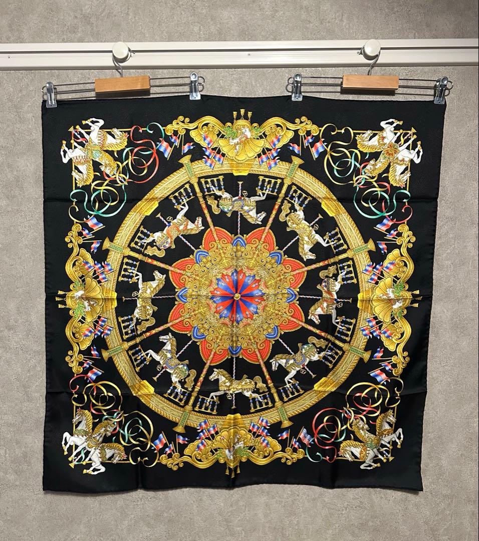 美品⭐︎HERMES エルメス⭐︎シルクスカーフ 「LUNA PARKルナパーク」 楽天市場】□新品□未使用□ HERMES エルメス LUNA PARK【ルナパーク