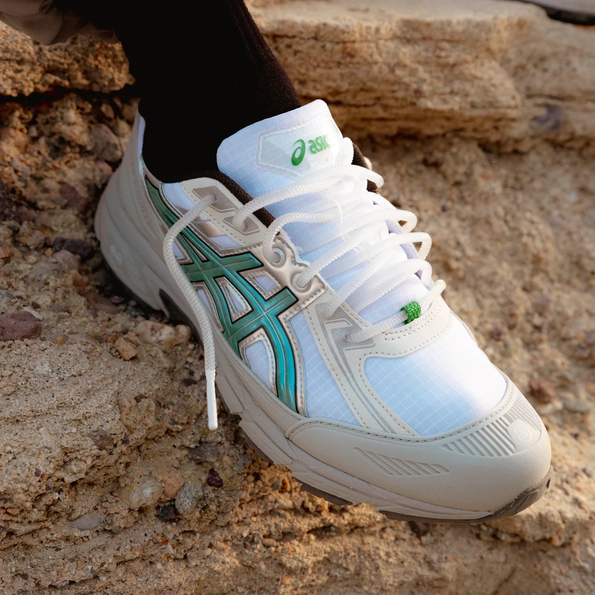 Release reminder: Hidden NY x ASICS GEL-Venture 6 Shield 'Wasabi