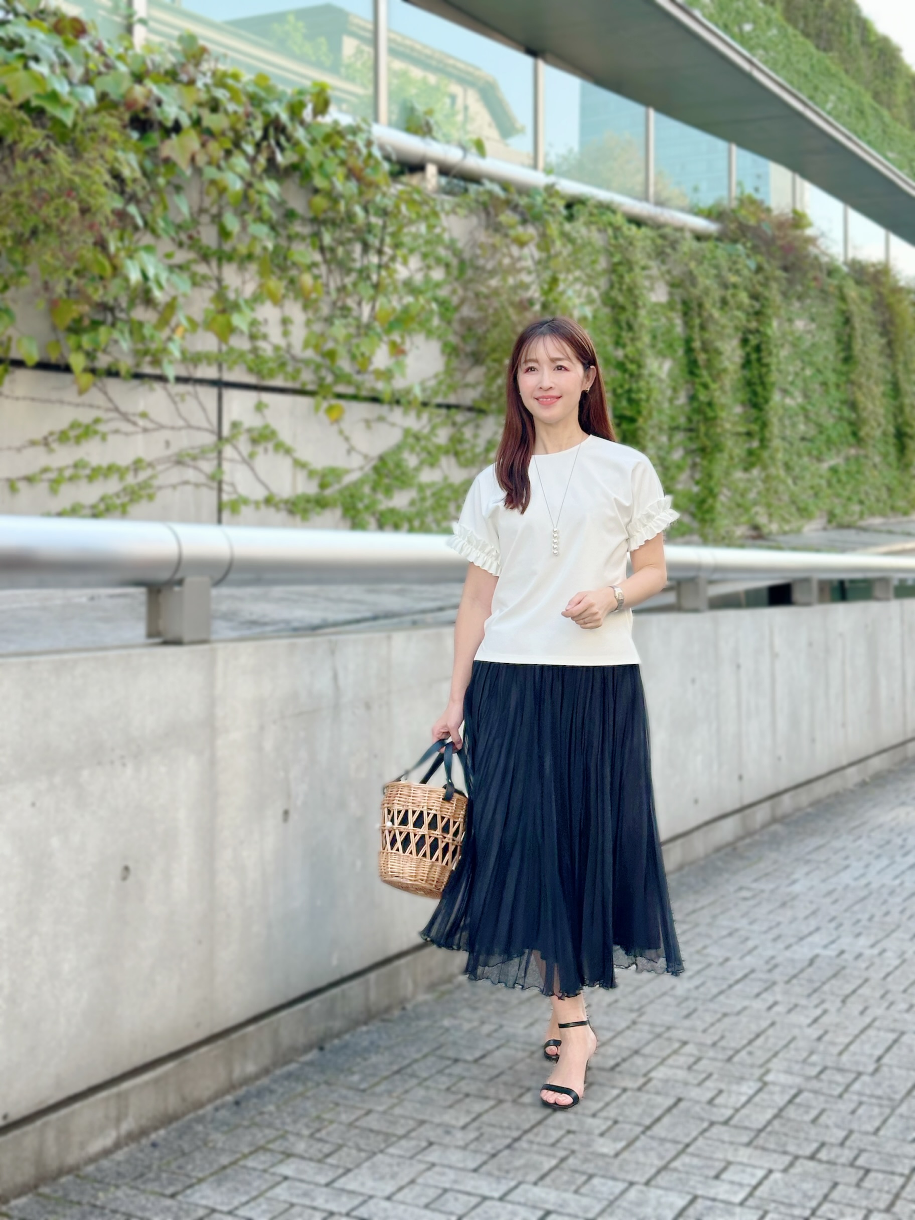 先週の人気アイテム＜ポンチギャザーフリルフレンチカットソー＞の