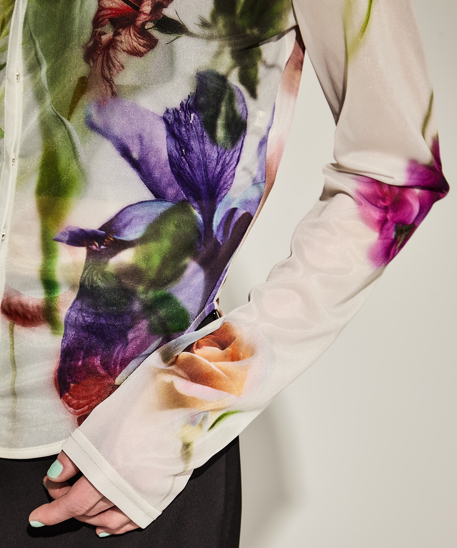 2WAY SMOKE FLOWER SHEER TOP(S IVORY): AMERI: WOMENS｜ STUDIOUS