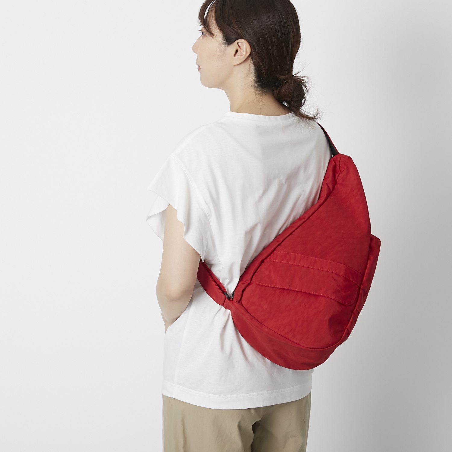 HEALTHY BACK BAG/テクスチャードナイロンS -大容量なのに、軽く