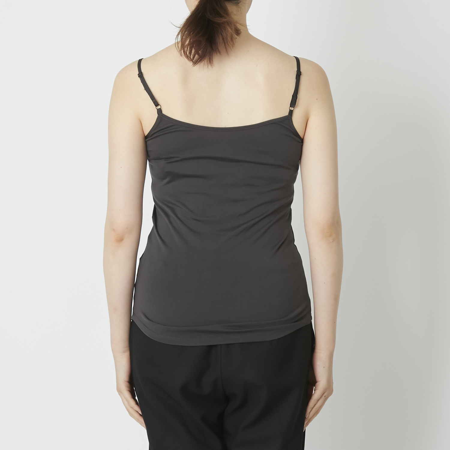 DRESS HERSELF/シルクキャミソール -汗や蒸れの不快感なし、高品質