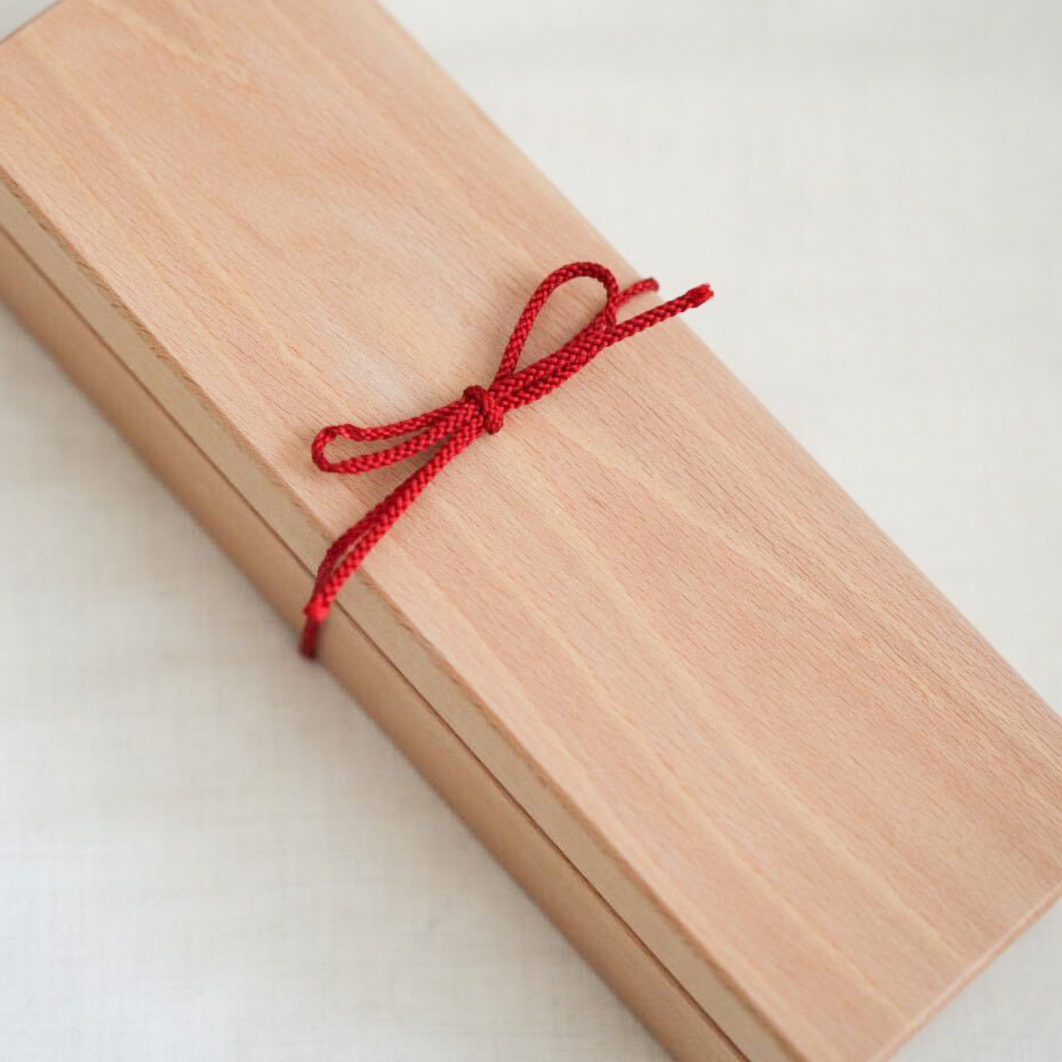 台屋/鰹節削り器 ブナ×別注青紙 -削りたてを家庭で手軽に楽しめる