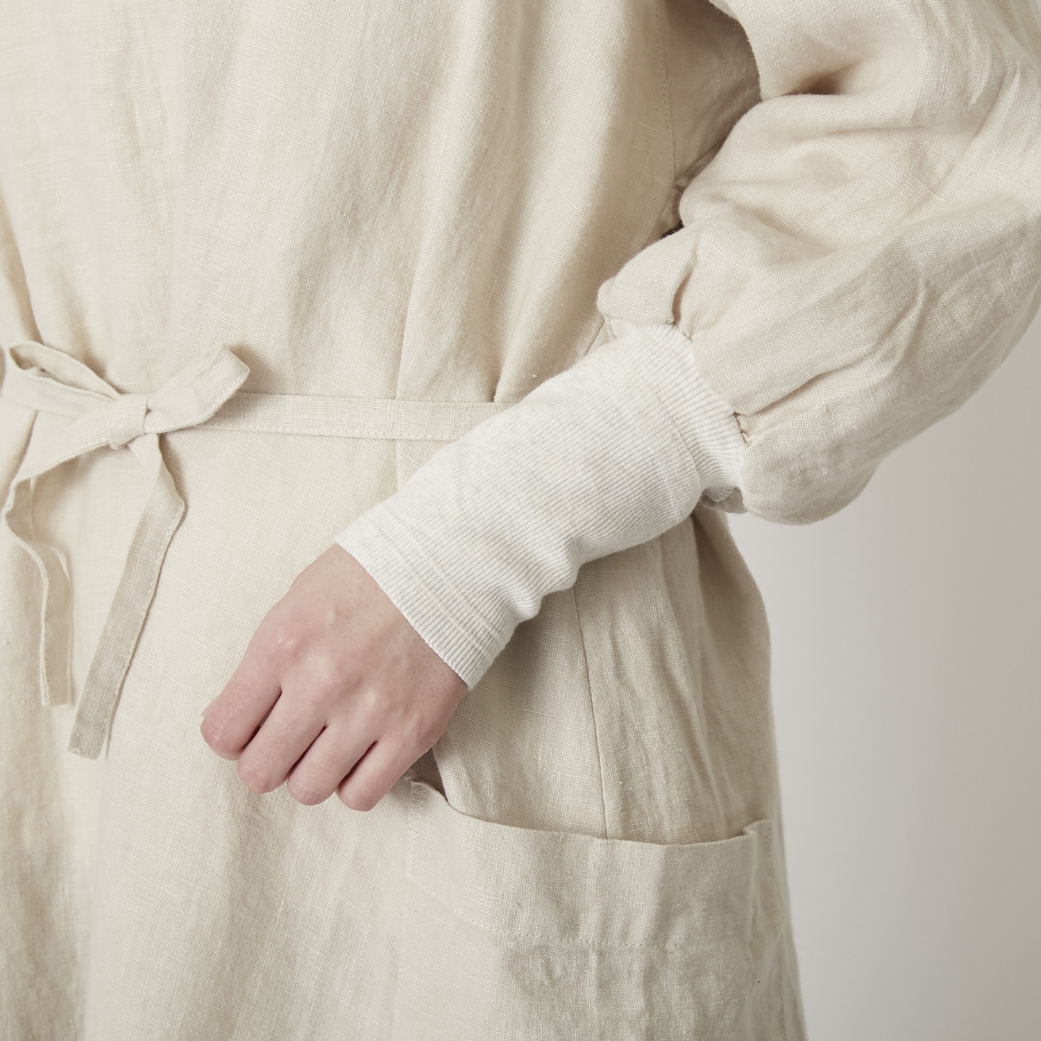 kapoc/割烹着 2nd -リネンの柔らかさを2WAYで楽しめる、年中快適な割烹