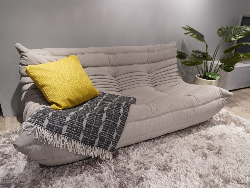 天文館店lignelosetリーンロゼのTOGOトーゴソファ展示品が増えまし