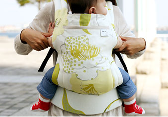 picnic（Enjoy/エンジョイ）|おしゃれで機能的な抱っこ紐・おんぶ紐