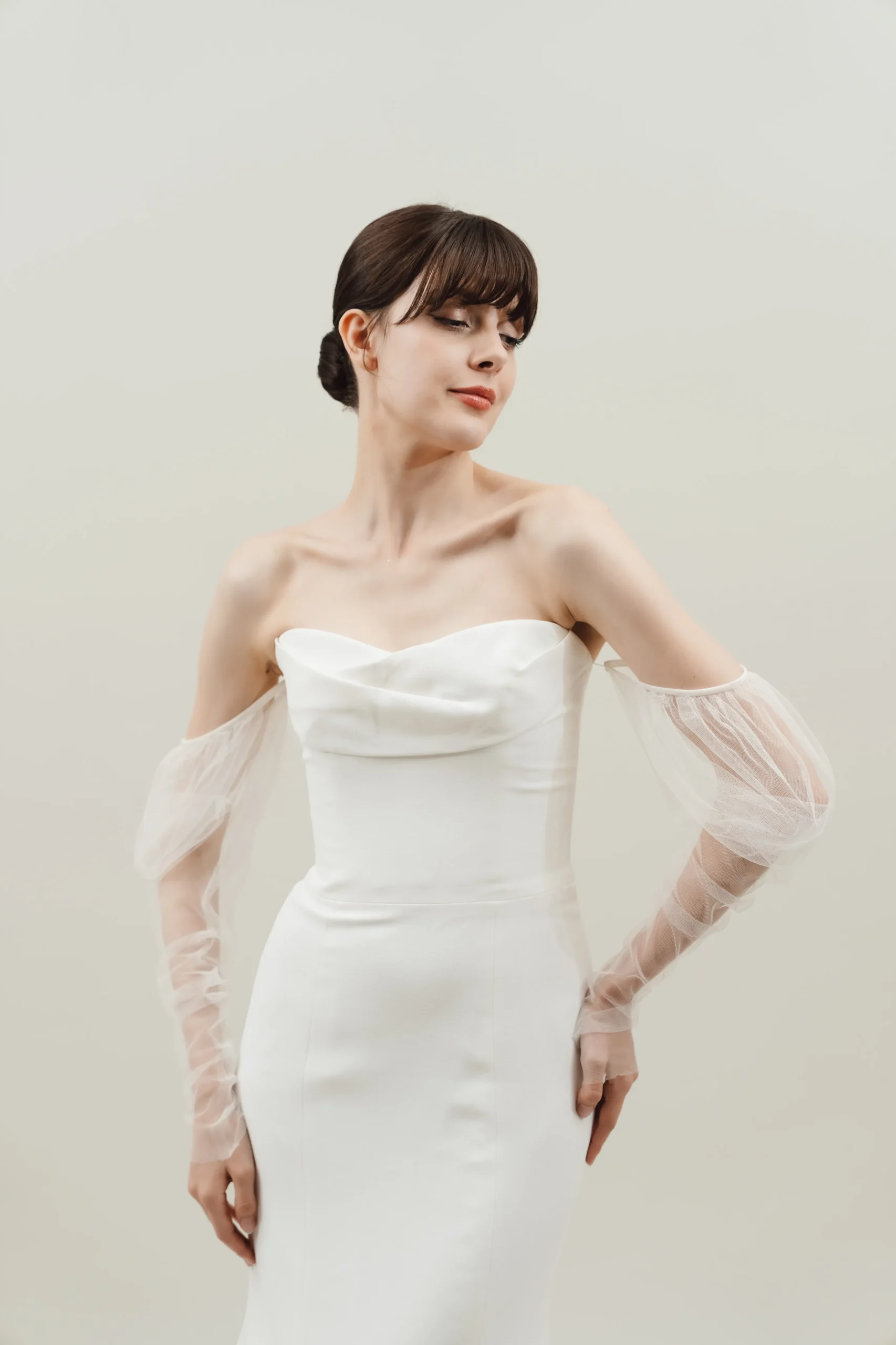 Vera Wang（ヴェラ・ウォン）のAva / アヴァ（ホワイト）です